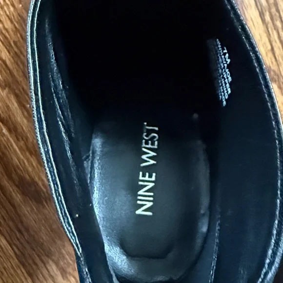 Nine West Navajoe Black Leather Heels - Picture 8 of 8